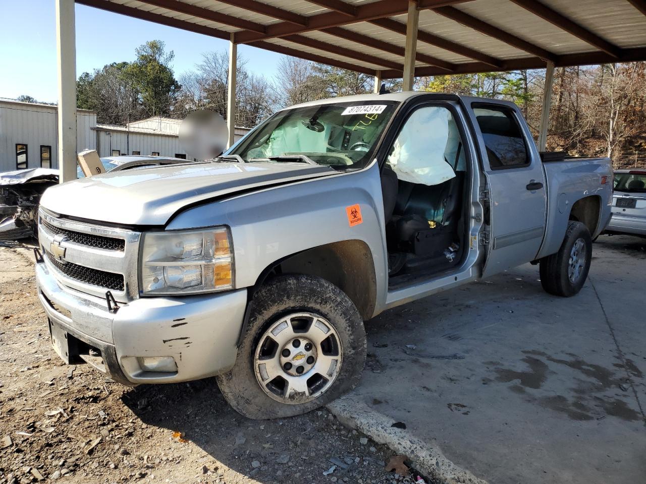 CHEVROLET SILVERADO 2011