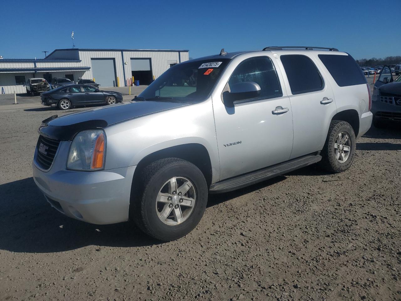 GMC YUKON SLE 2013