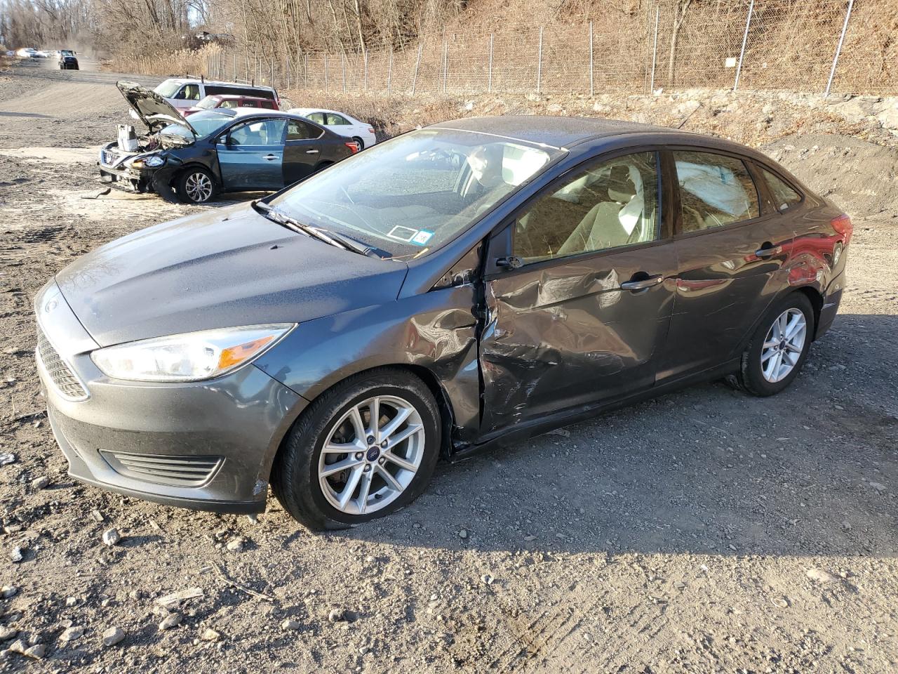 FORD FOCUS SE 2016