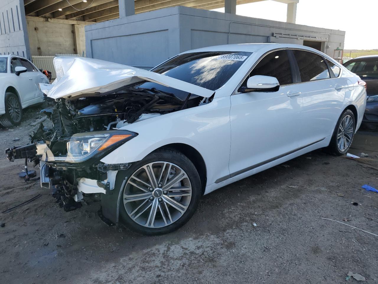 GENESIS G80 BASE 2018