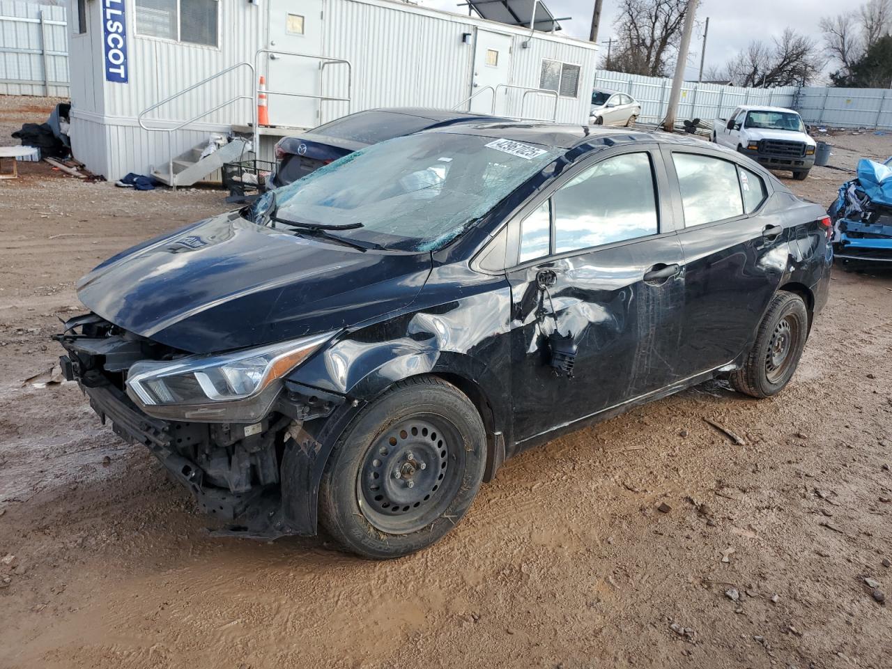 NISSAN VERSA S 2020