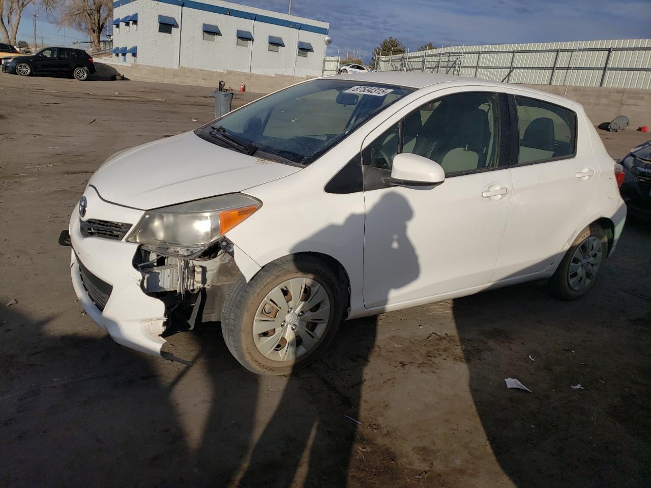 TOYOTA YARIS 2013