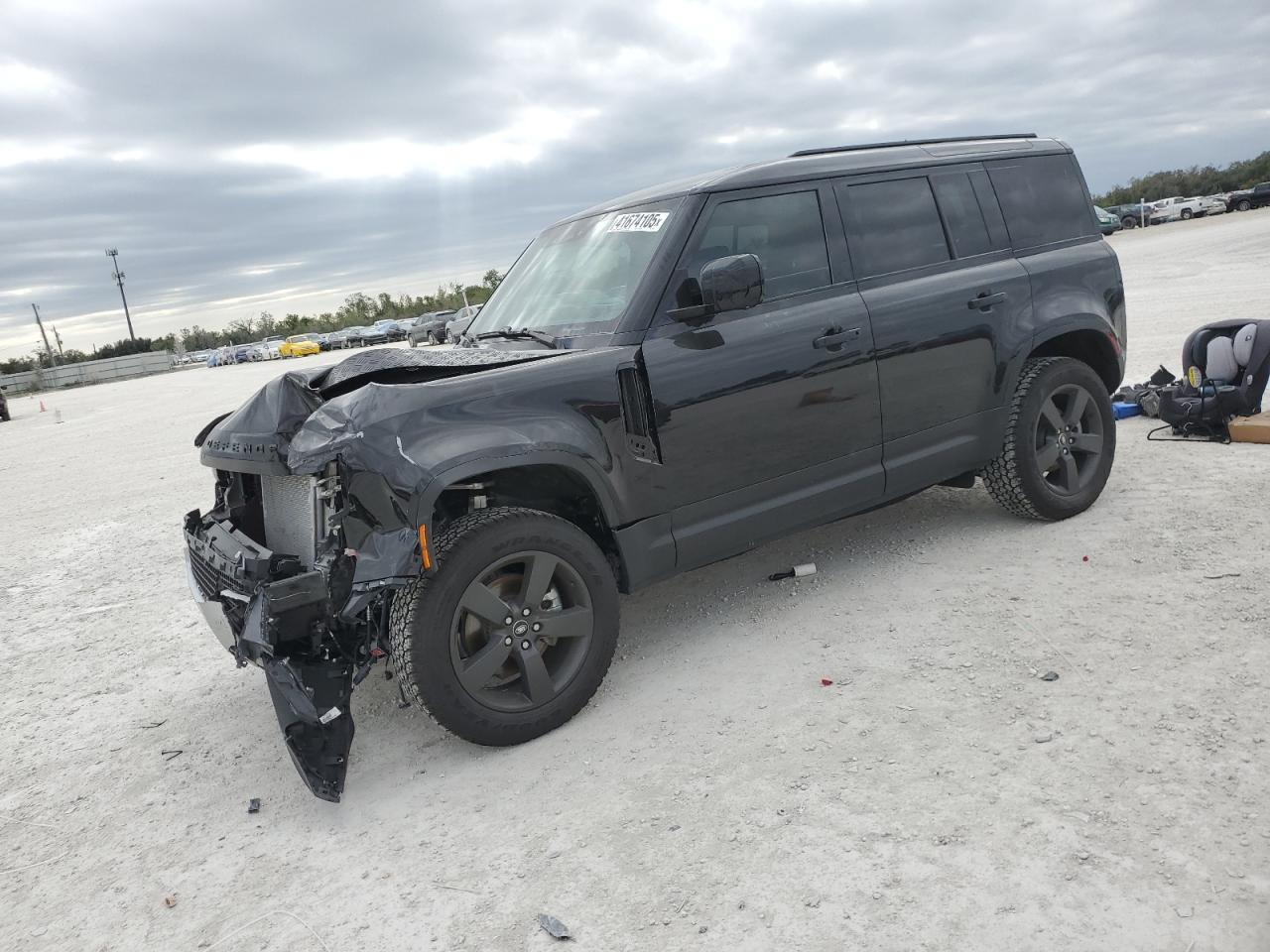 LAND ROVER DEFENDER 1 2025