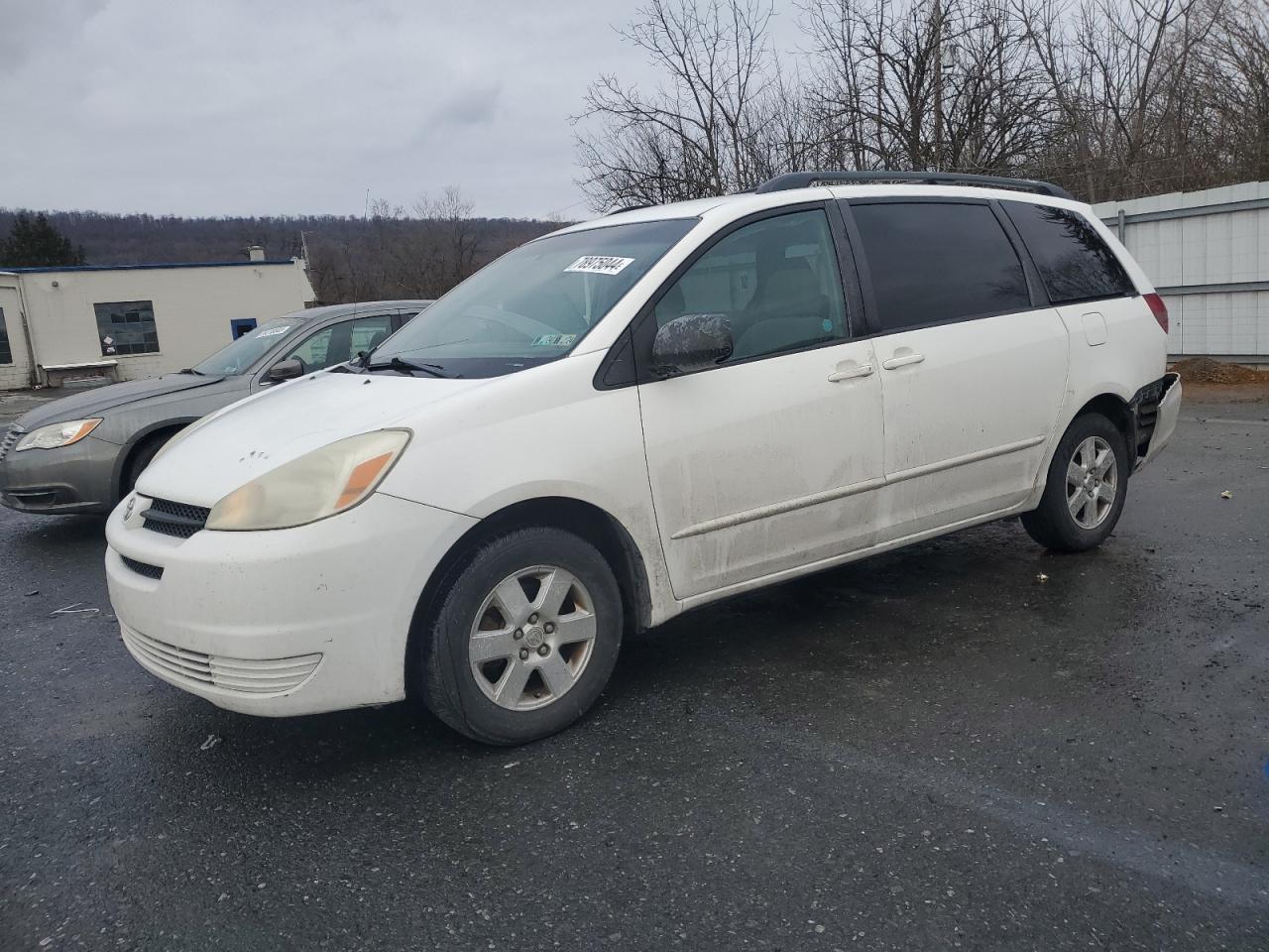 TOYOTA SIENNA CE 2005