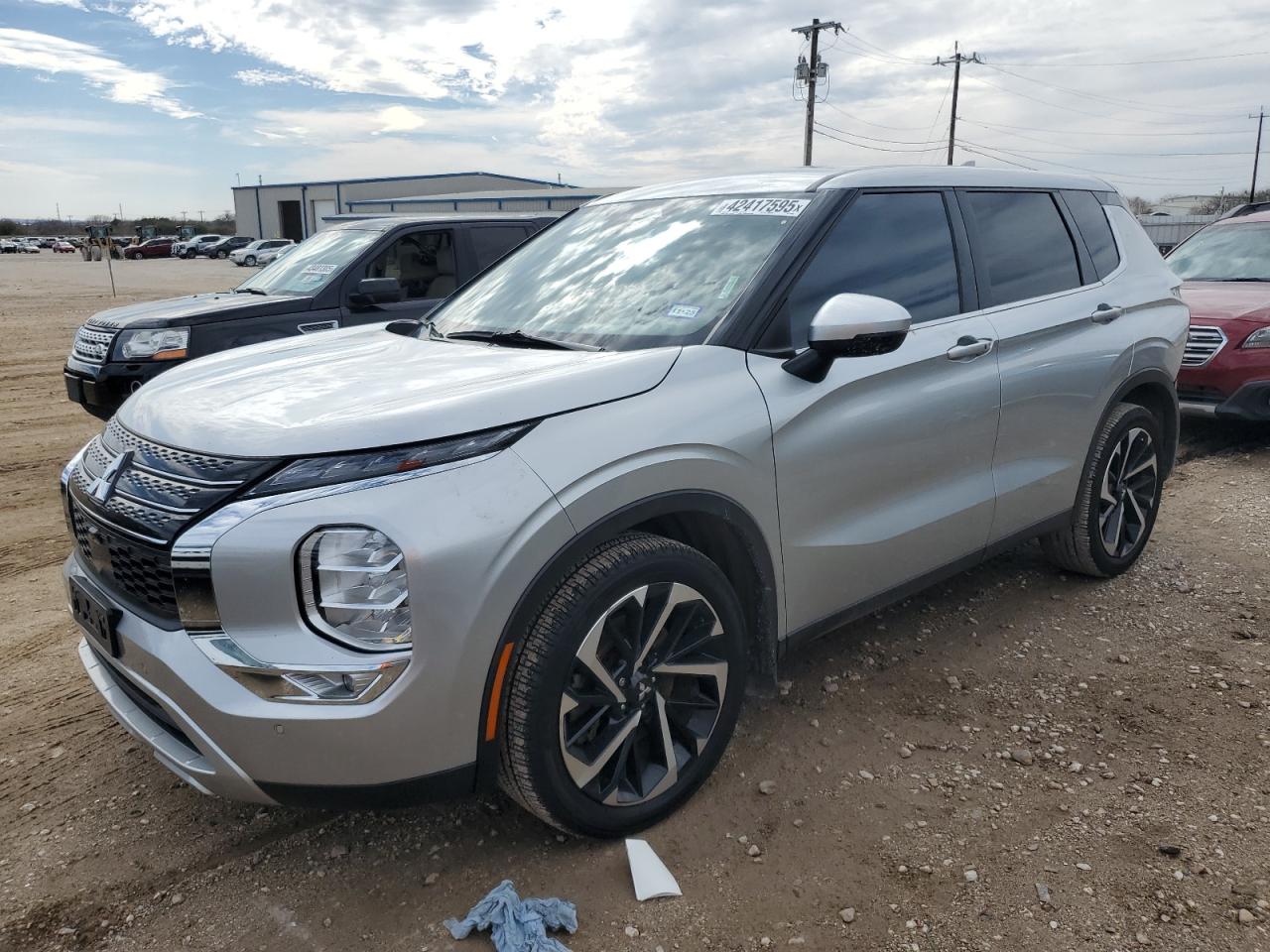 MITSUBISHI OUTLANDER 2022