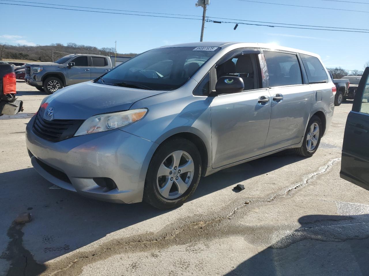 TOYOTA SIENNA 2014