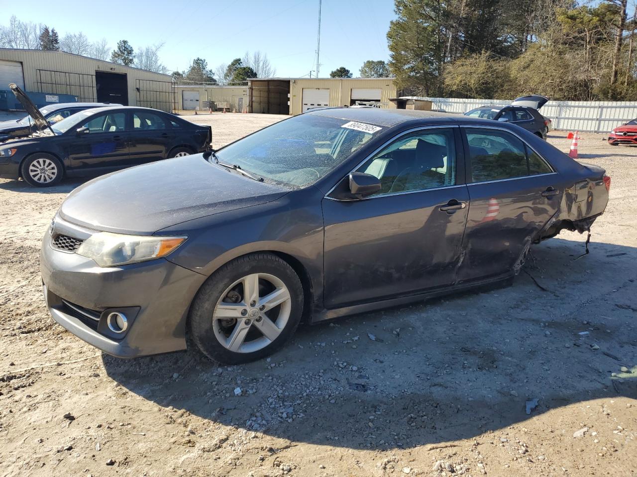 TOYOTA CAMRY BASE 2012