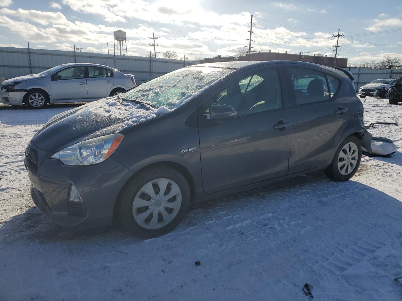 TOYOTA PRIUS C 2014