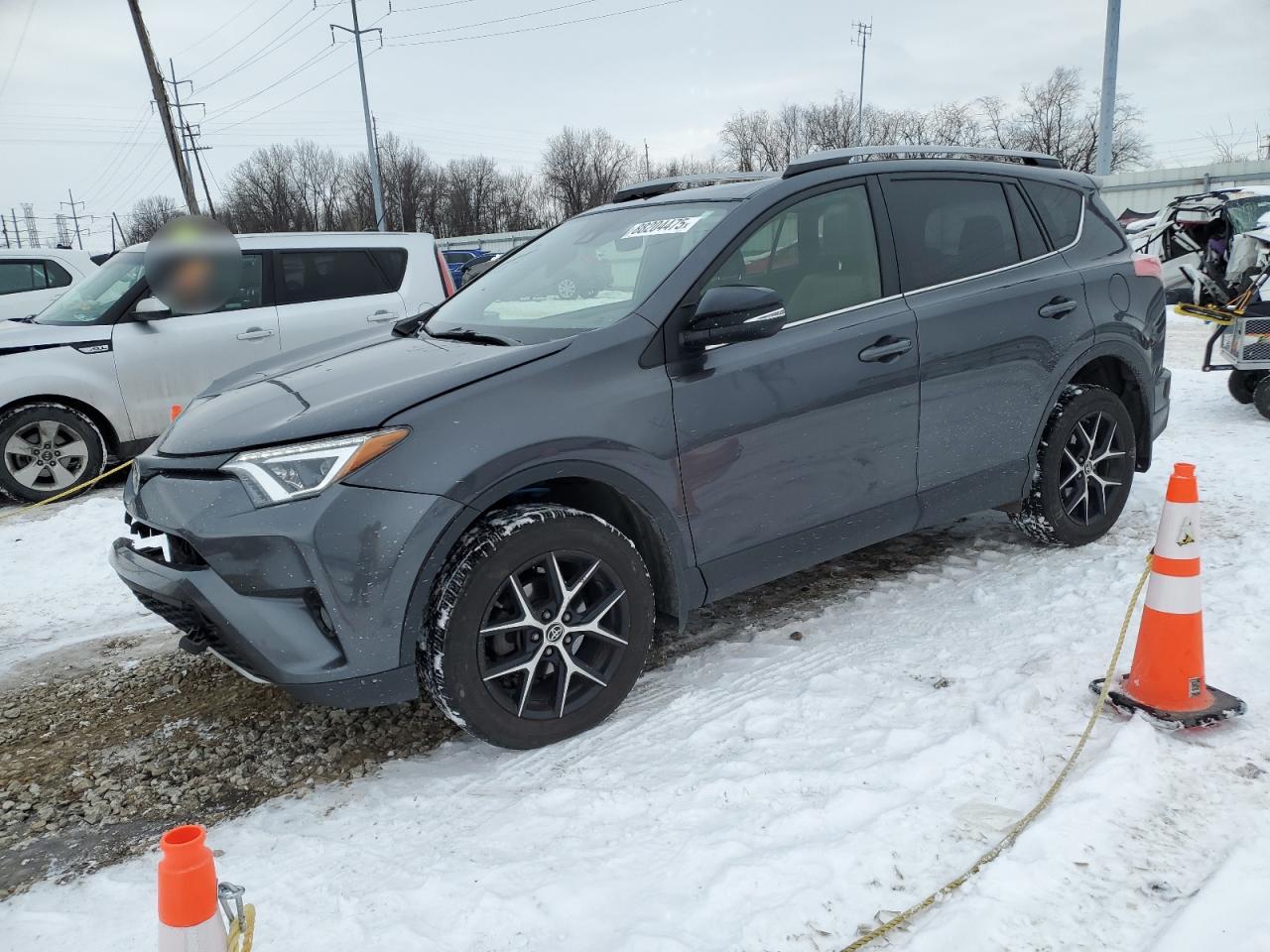 TOYOTA RAV4 SE 2018