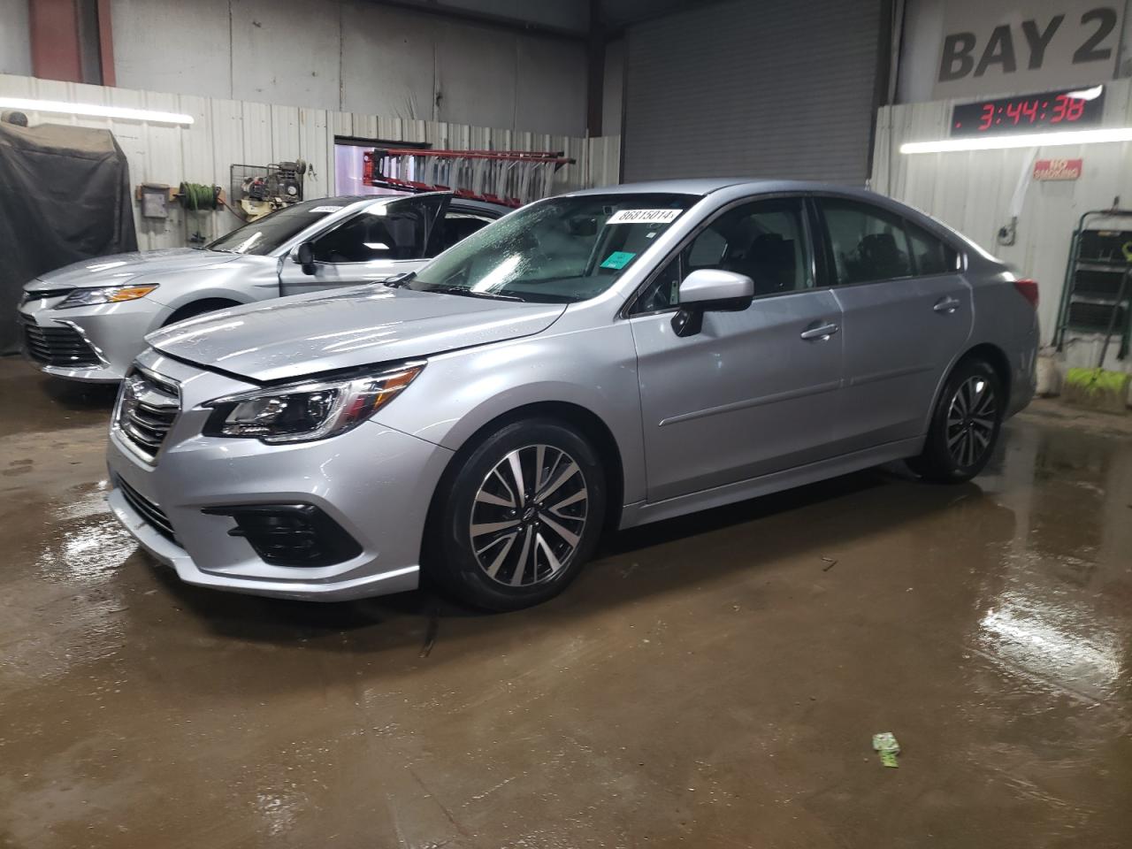 SUBARU LEGACY 2.5 2019