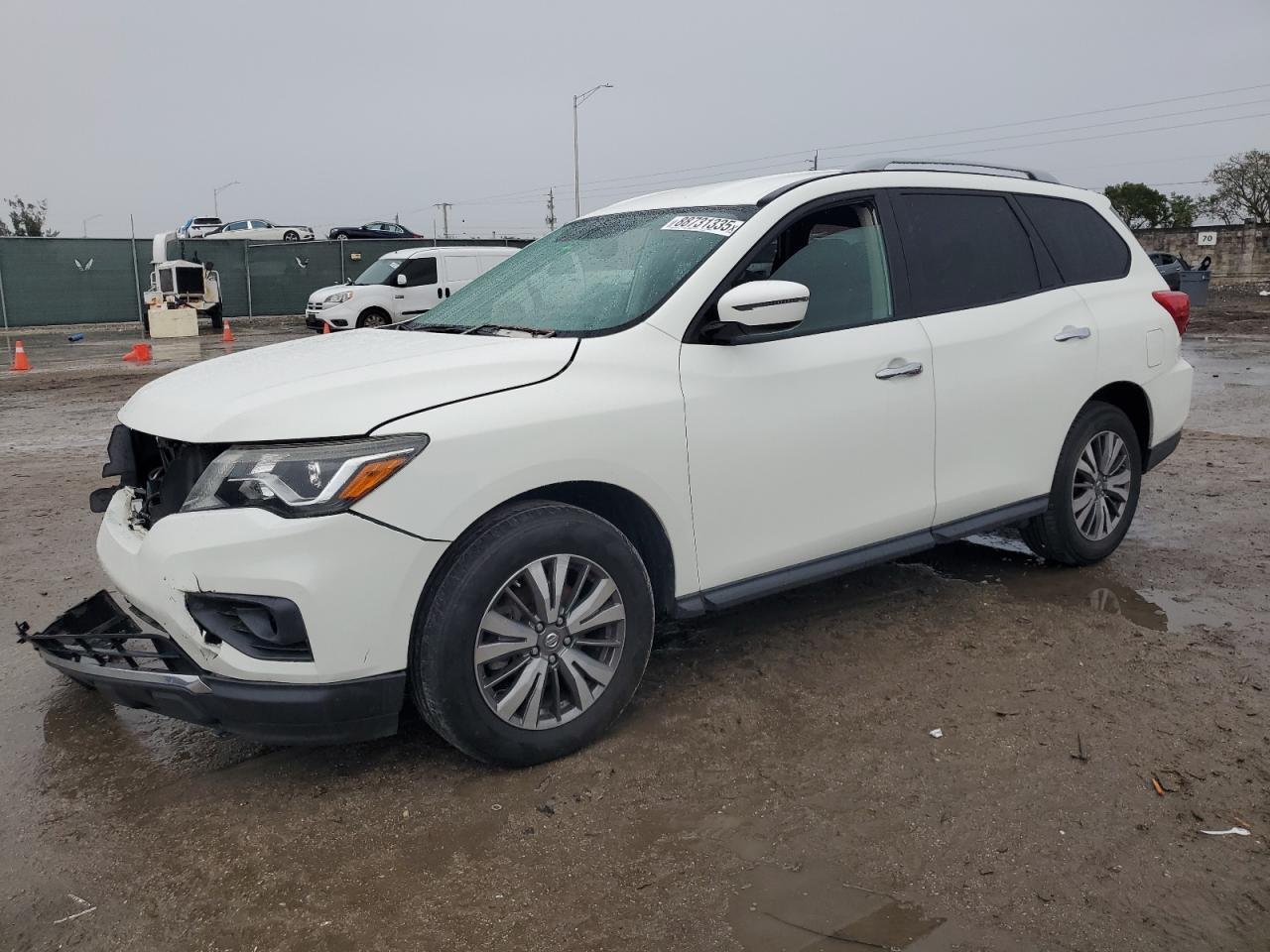 NISSAN PATHFINDER 2018