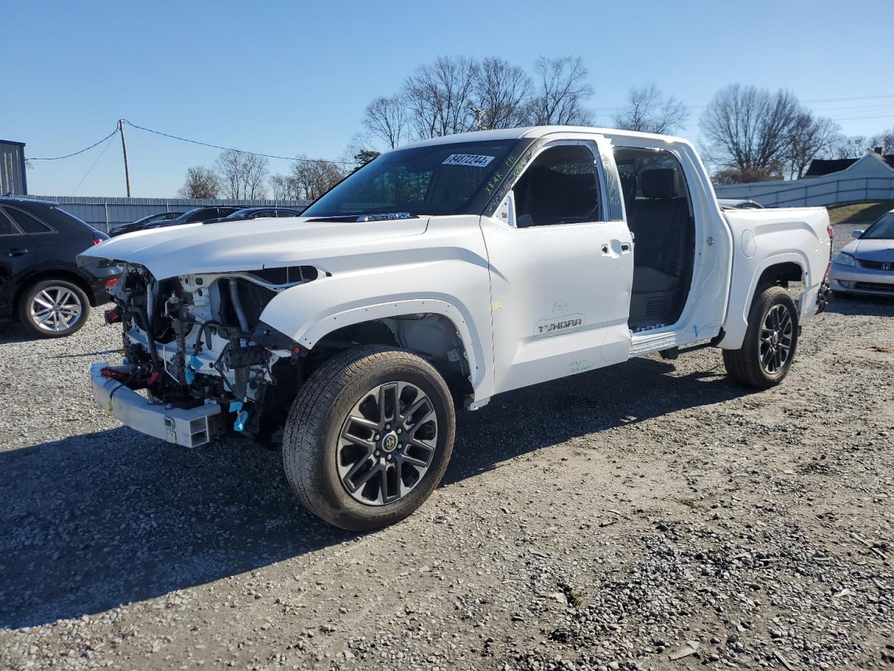 TOYOTA TUNDRA CRE 2024