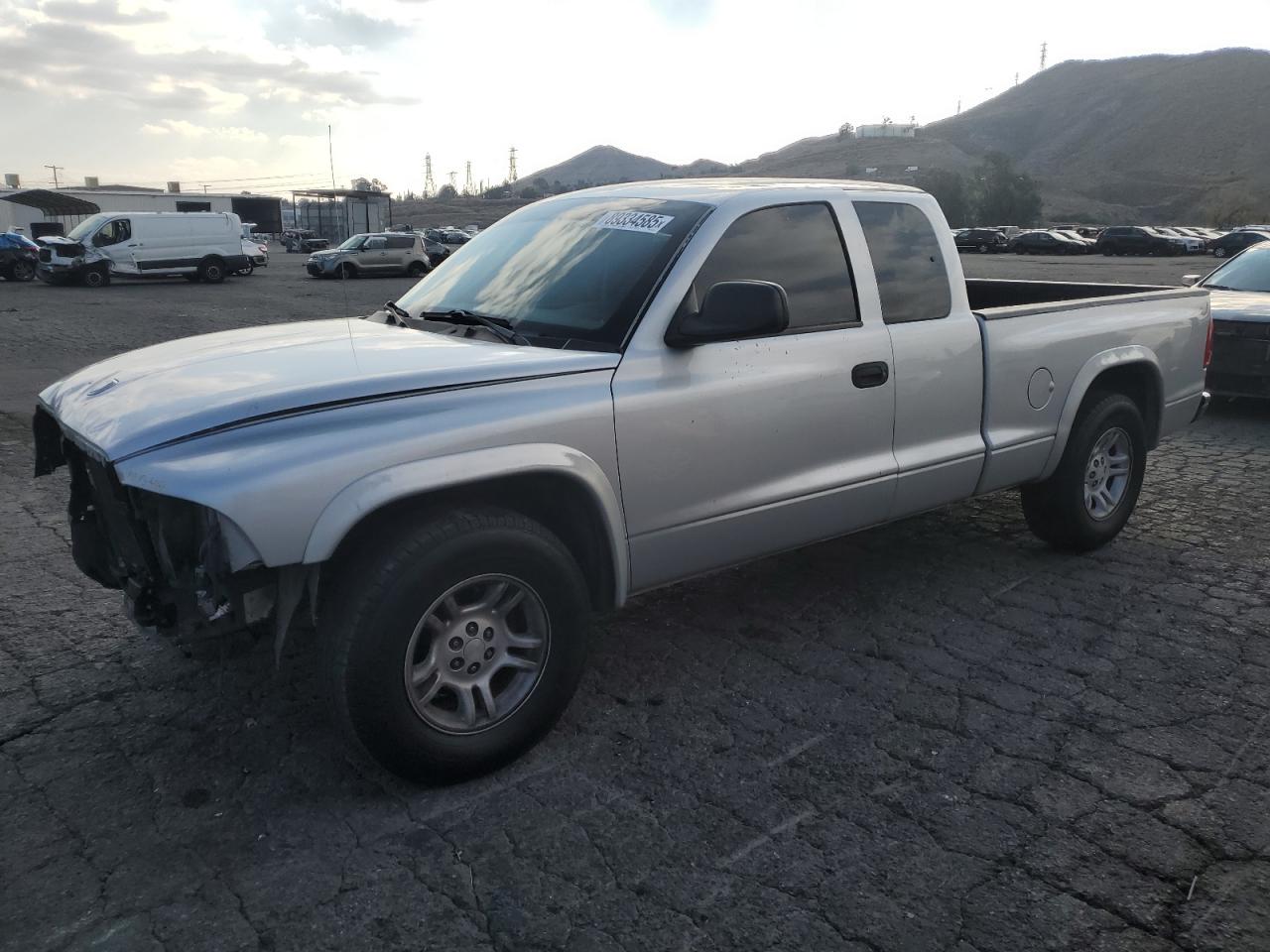 DODGE DAKOTA SLT 2004