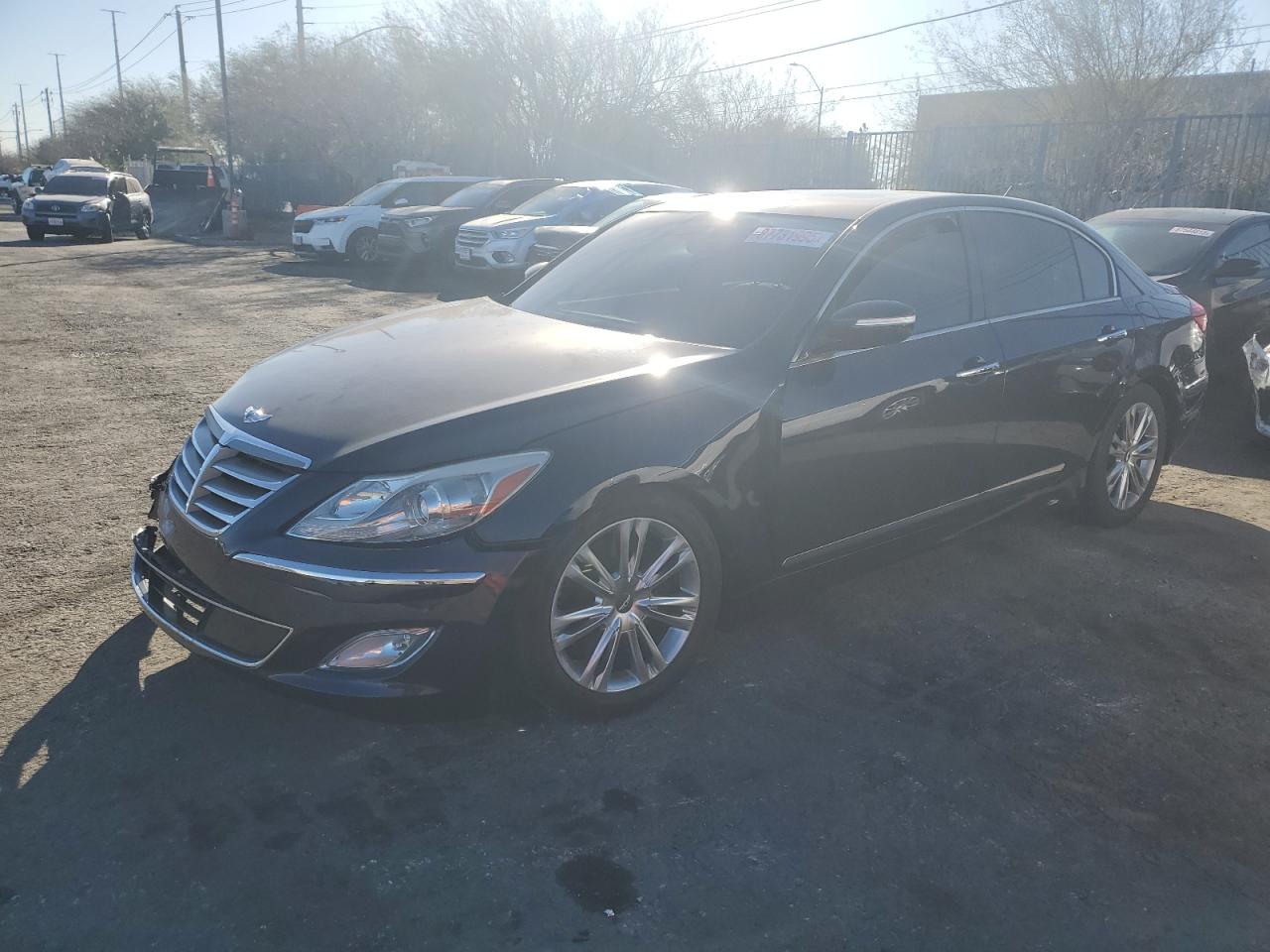 HYUNDAI GENESIS 4. 2012