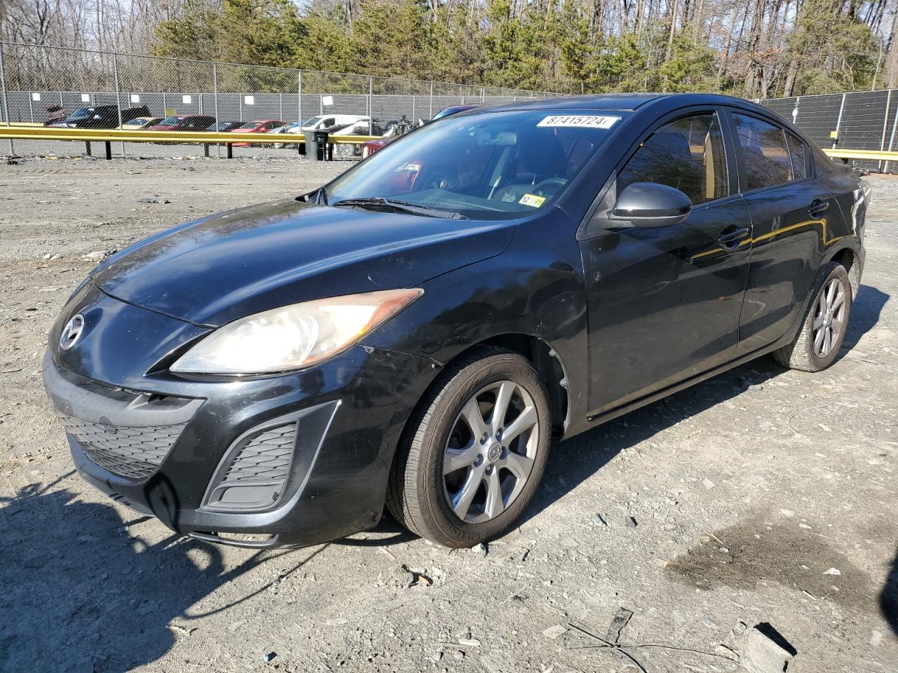 MAZDA 3 2011