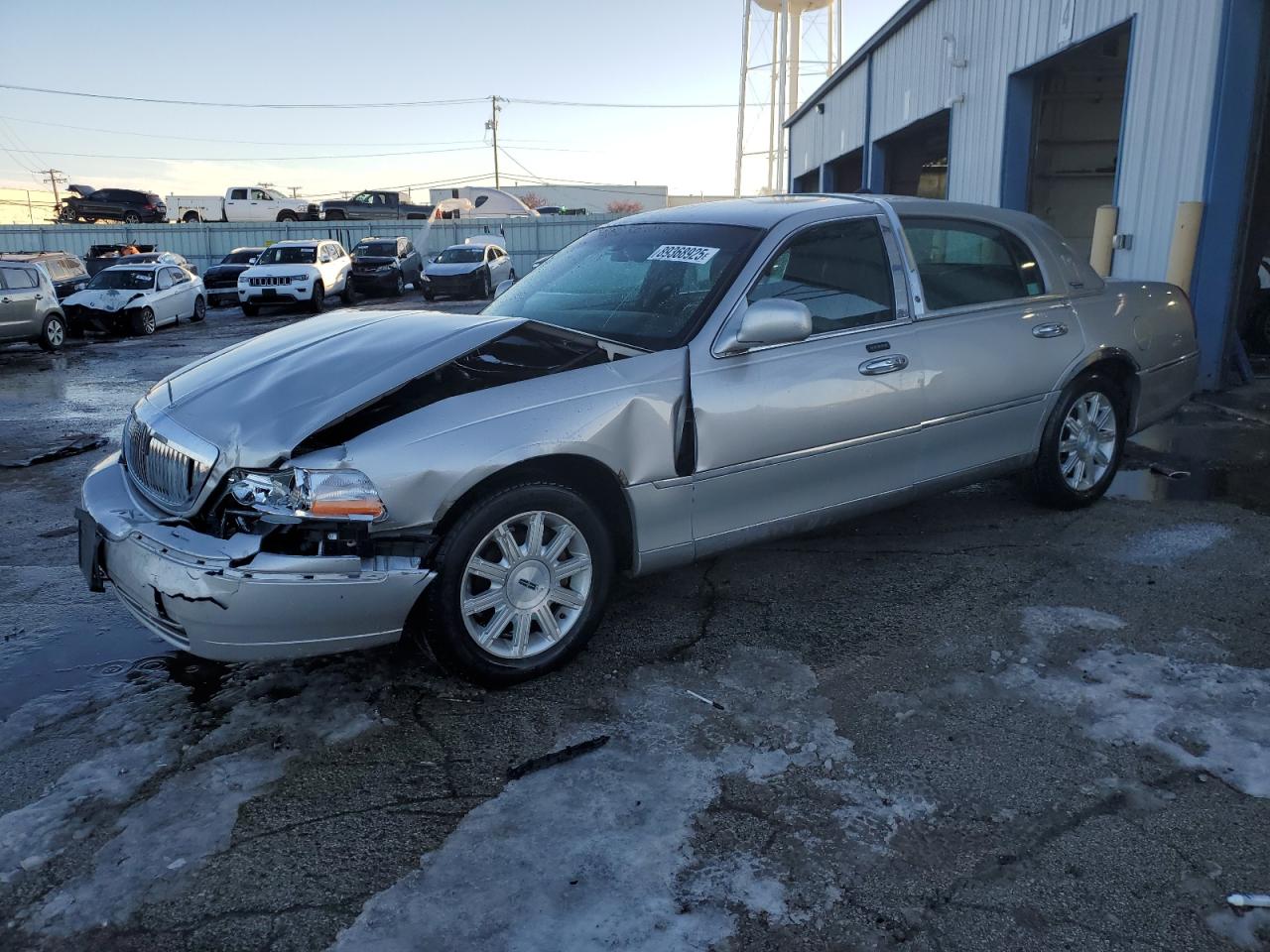 LINCOLN TOWN CAR S 2009