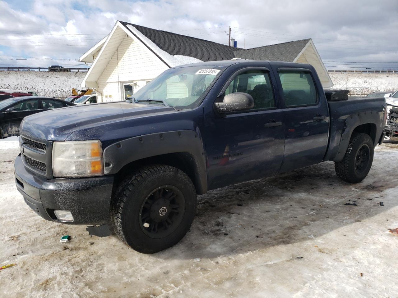 CHEVROLET SILVERADO 2011