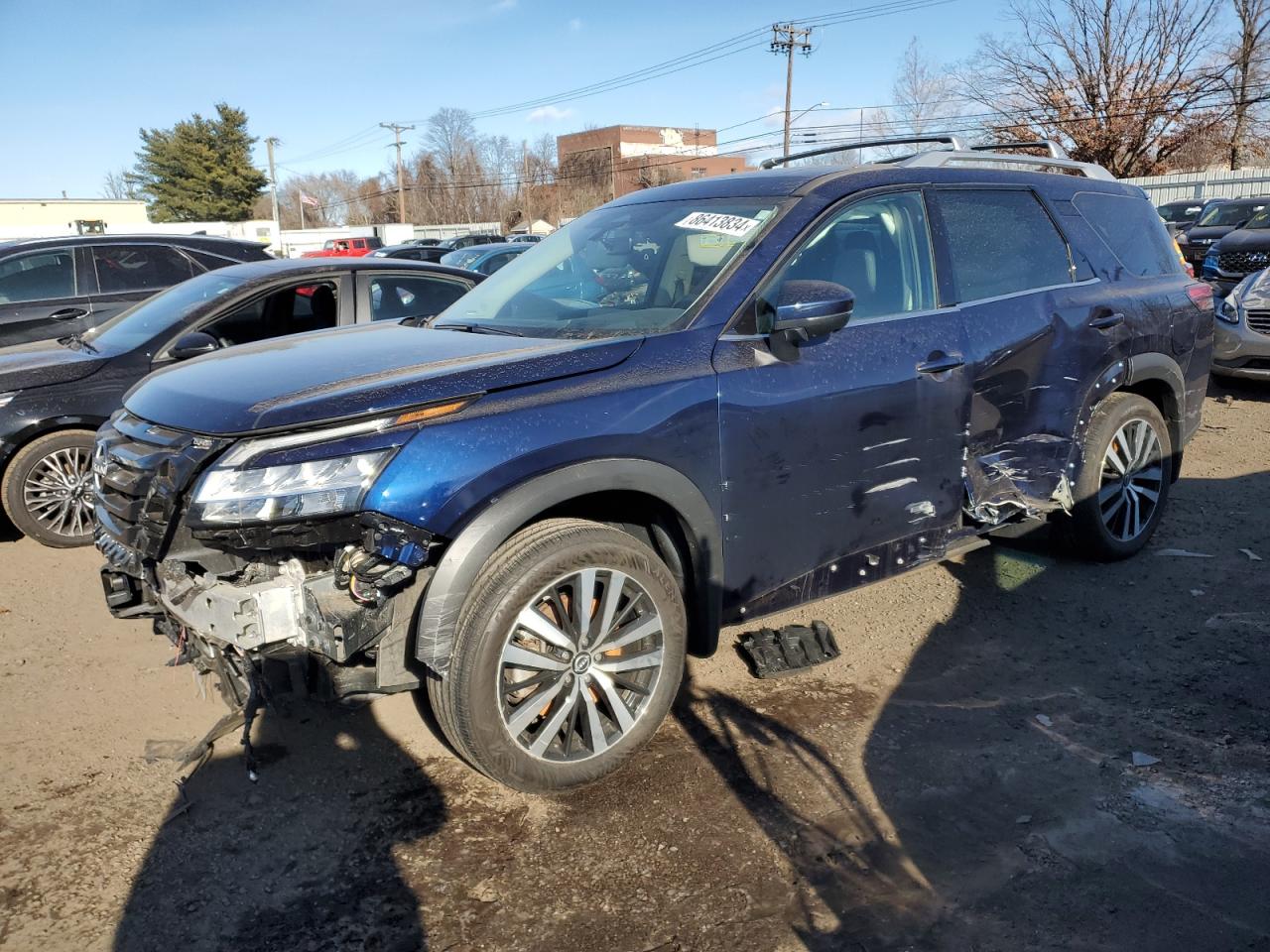NISSAN PATHFINDER 2024