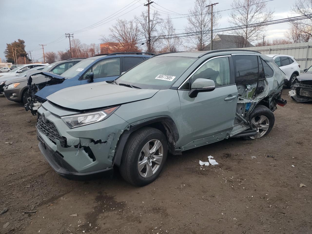 TOYOTA RAV4 XLE 2019