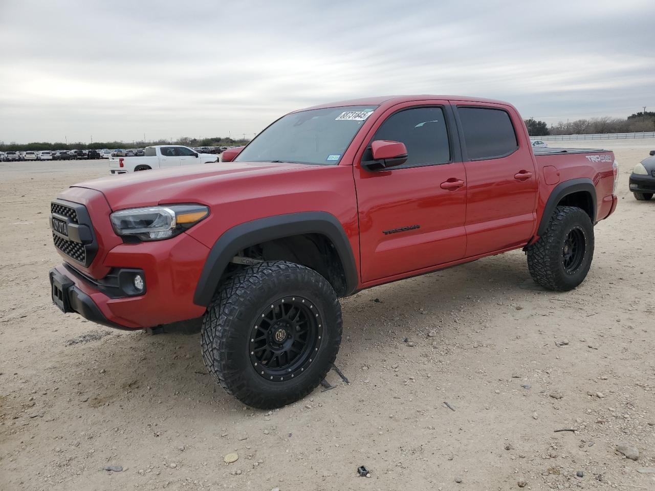TOYOTA TACOMA DOU 2021