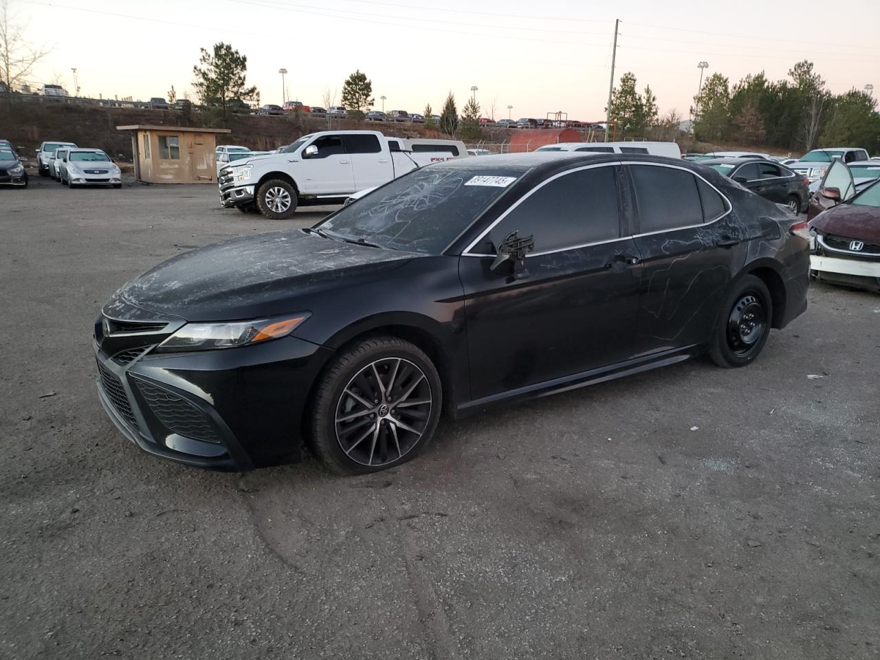 TOYOTA CAMRY SE 2021