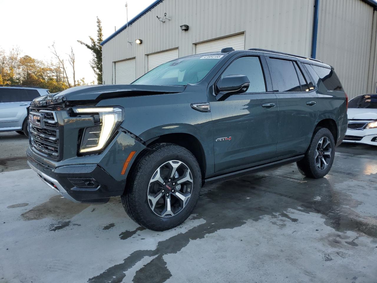 GMC YUKON AT4 2025