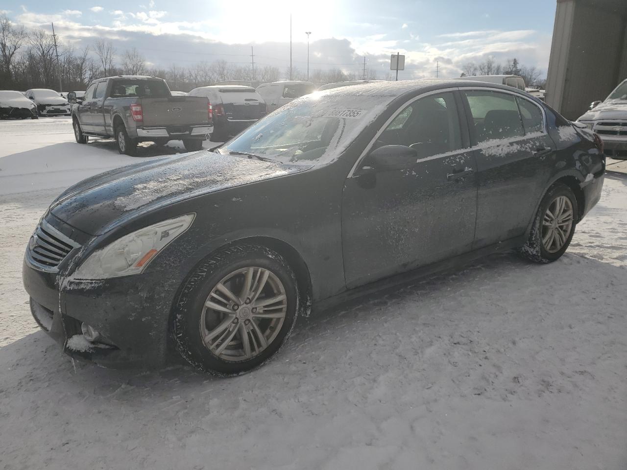 INFINITI Q40 2015
