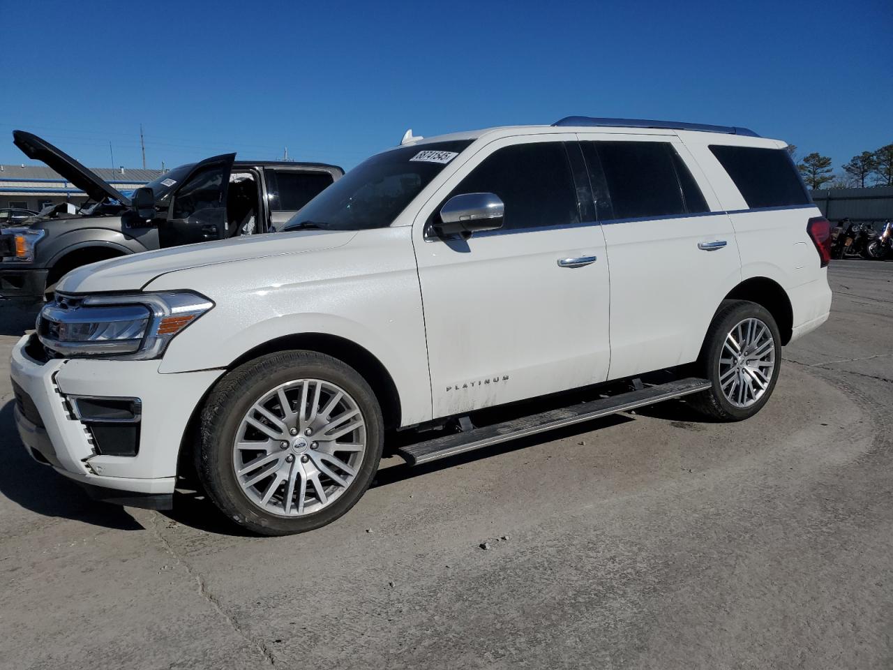 FORD EXPEDITION 2023