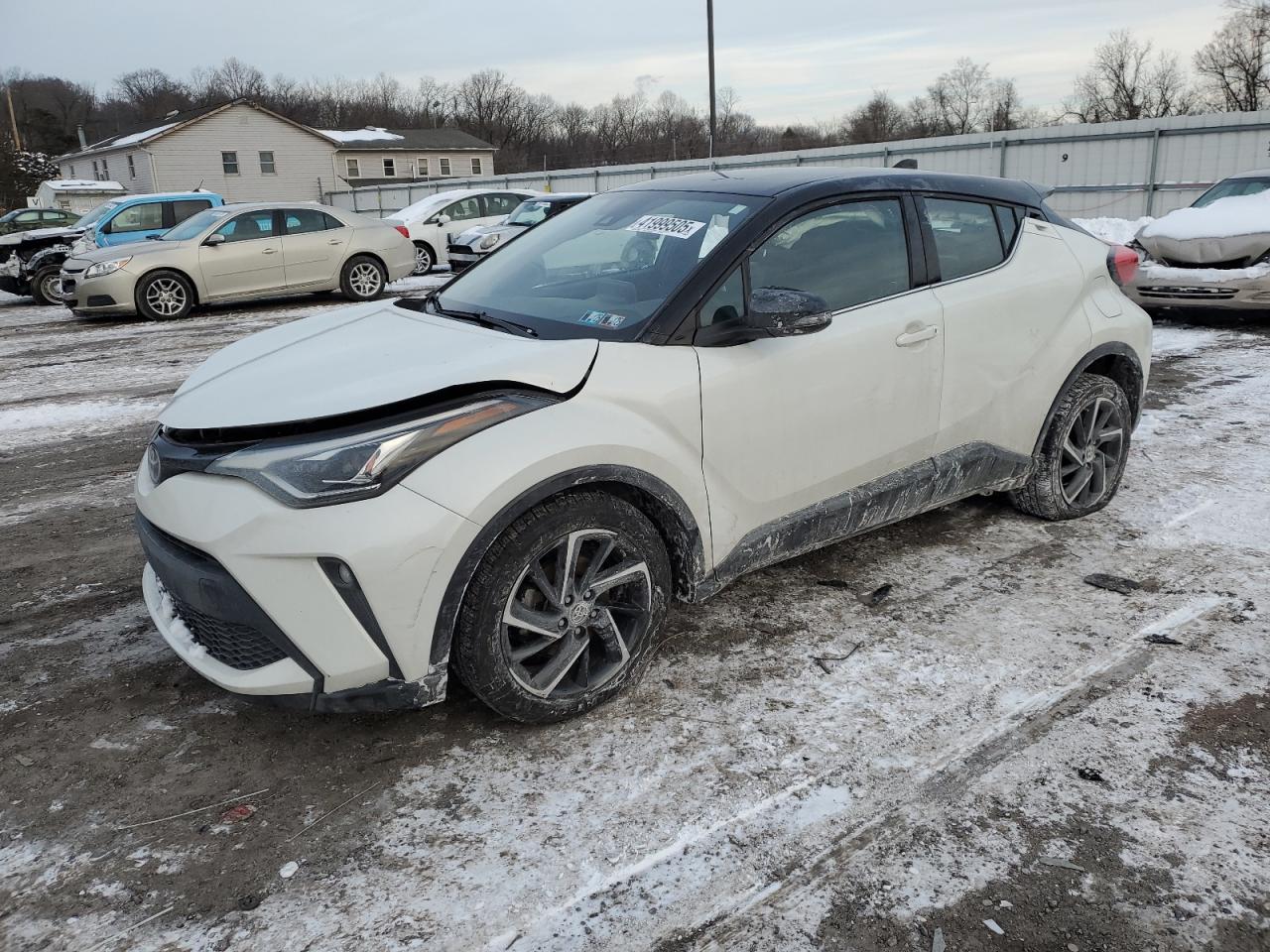 TOYOTA C-HR XLE 2020