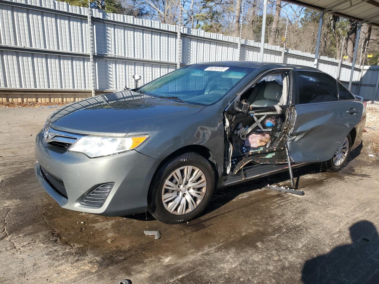 TOYOTA CAMRY BASE 2012