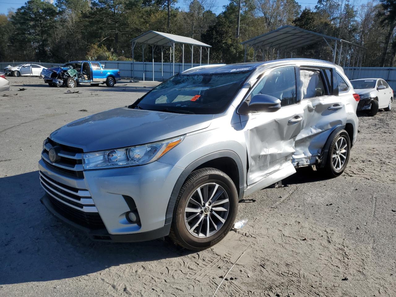 TOYOTA HIGHLANDER 2018