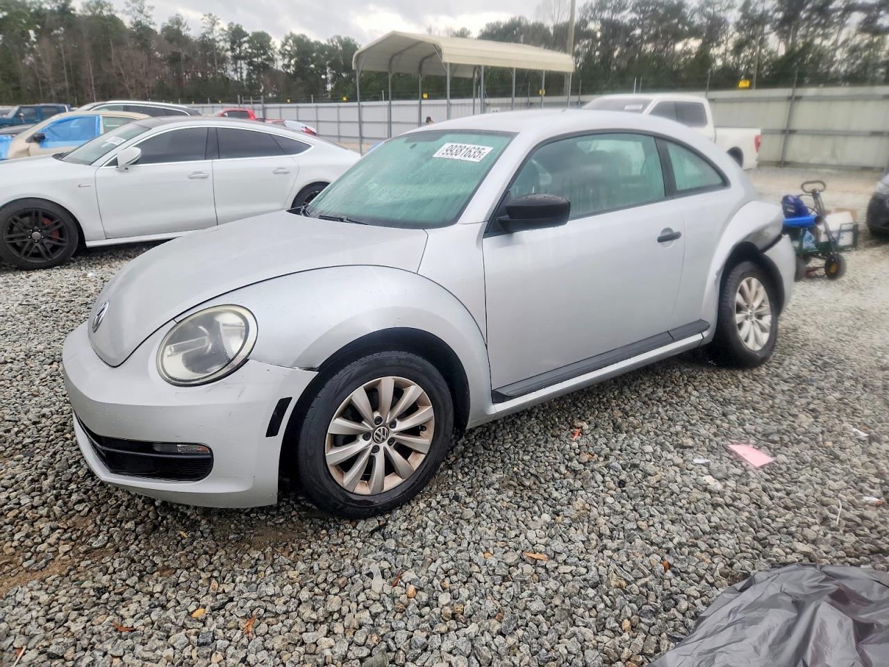 VOLKSWAGEN BEETLE 2014