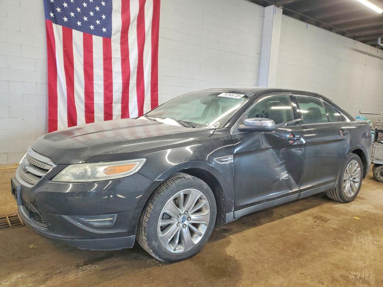 FORD TAURUS 2010