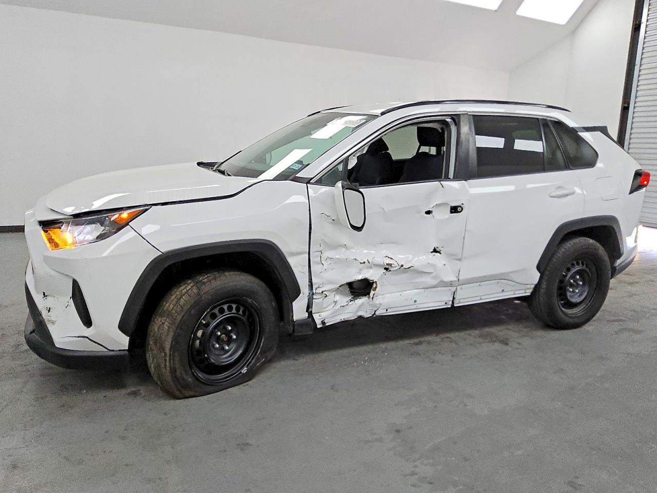 TOYOTA RAV4 2021