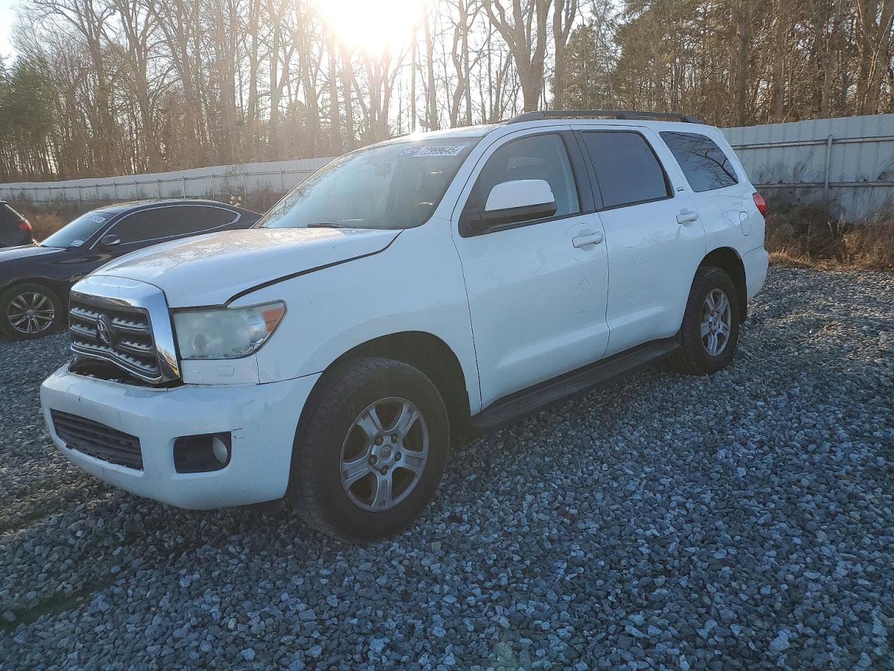 TOYOTA SEQUOIA SR 2013