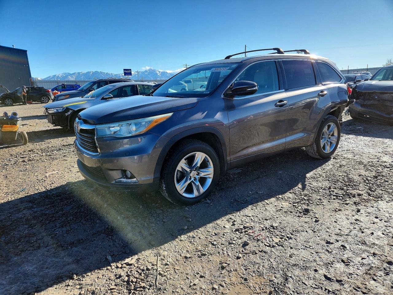 TOYOTA HIGHLANDER 2015