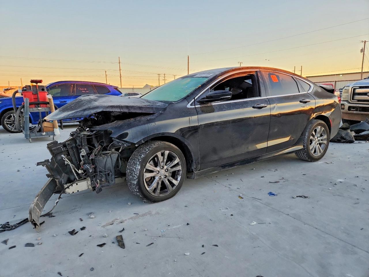 CHRYSLER 200 2015