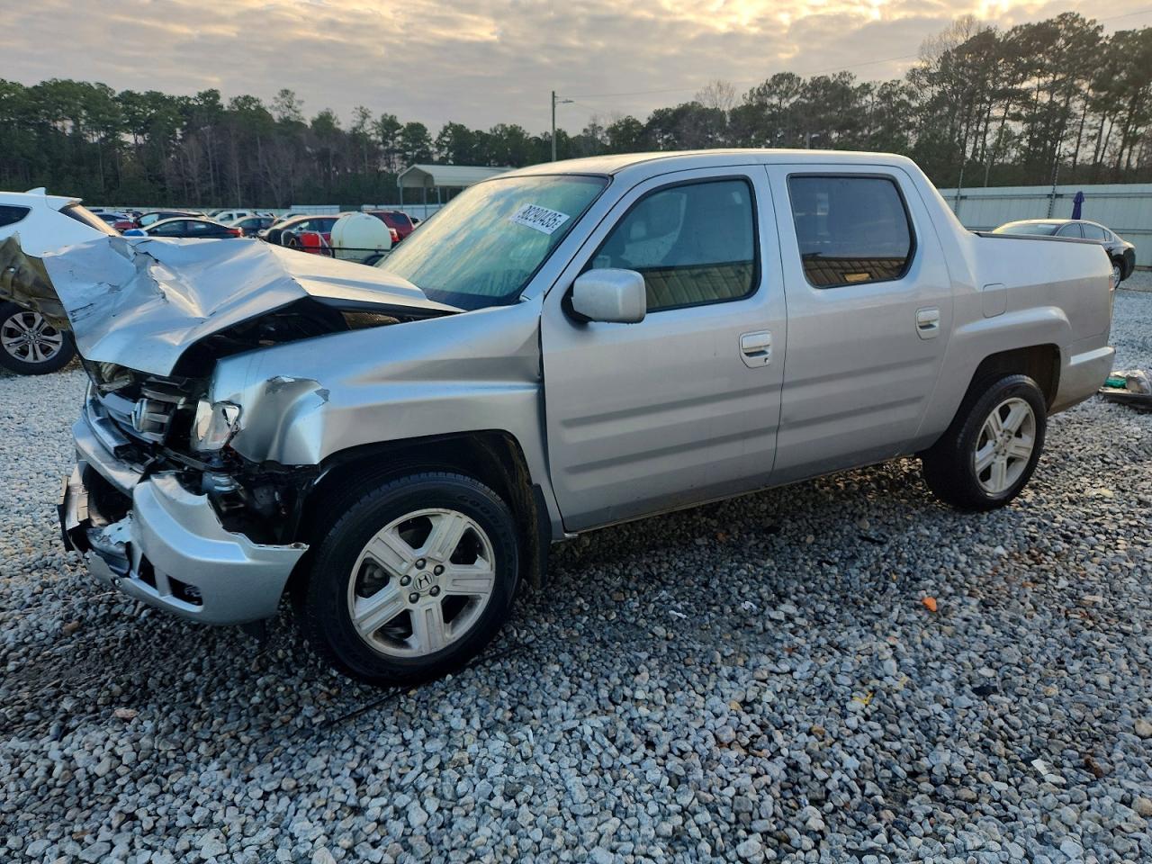 HONDA RIDGELINE 2013