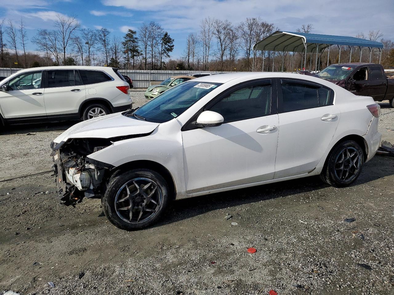MAZDA 3 2011
