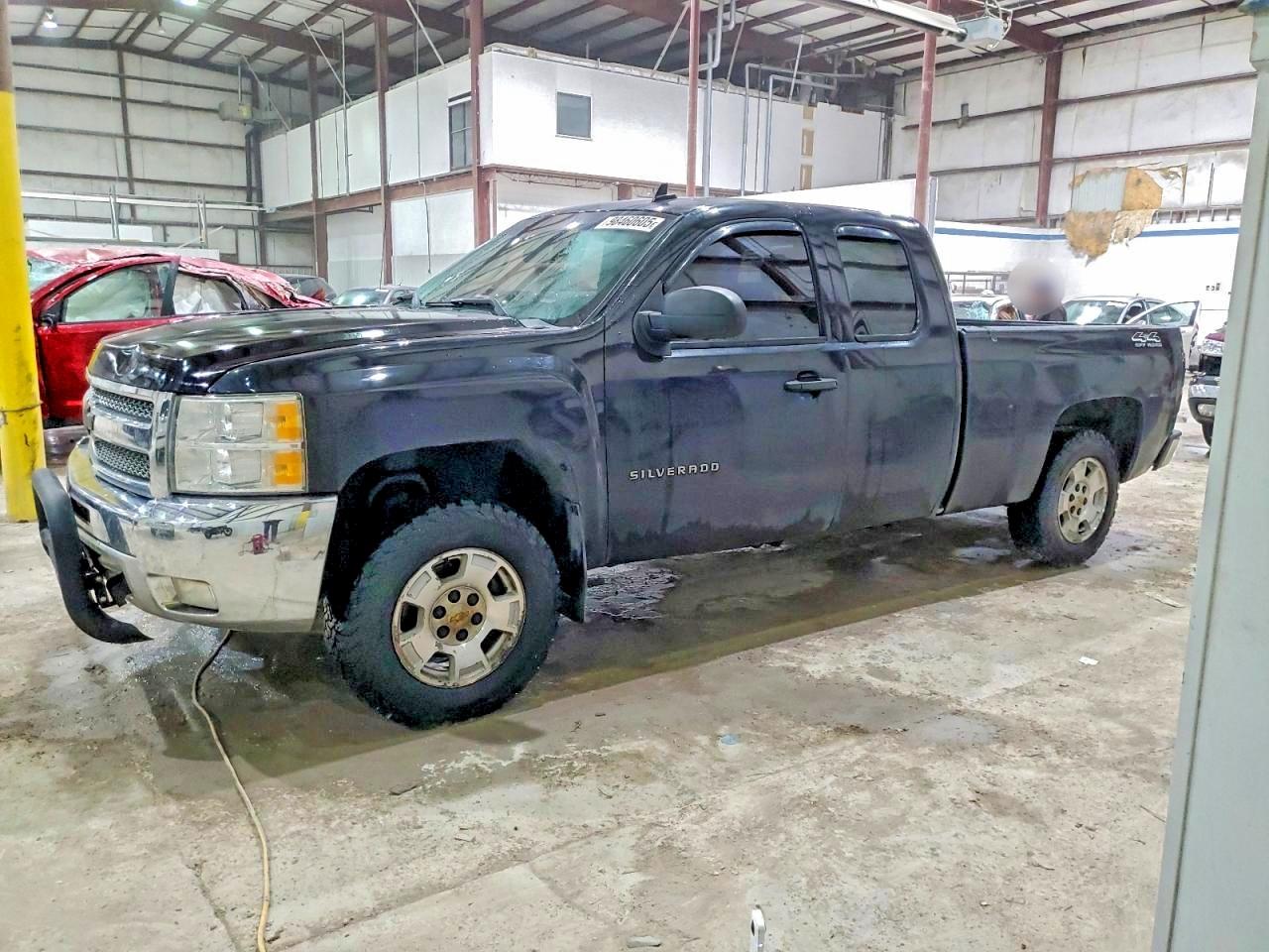 CHEVROLET SILVERADO 2013