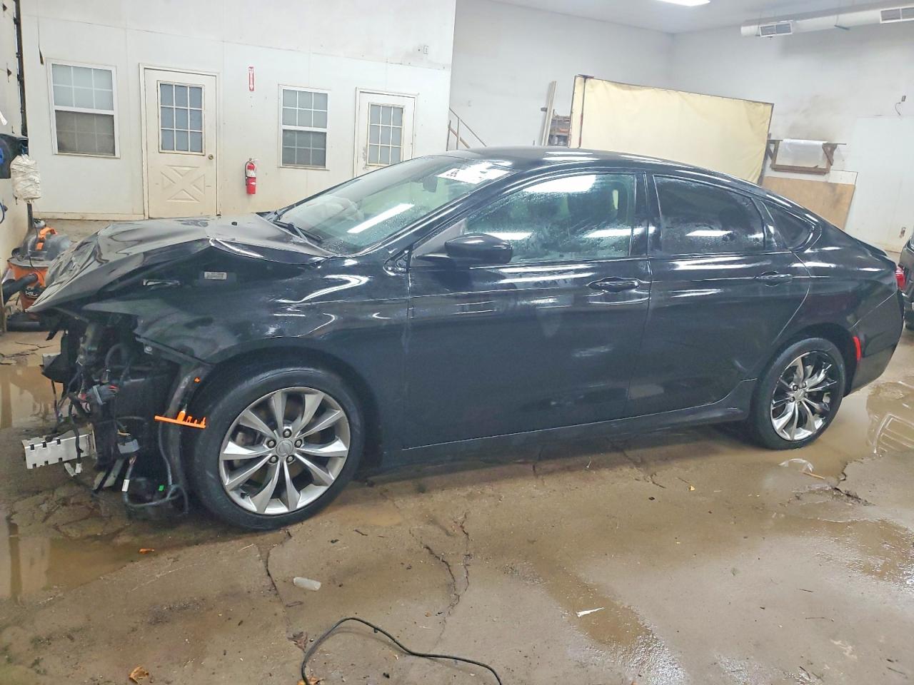 CHRYSLER 200 2016