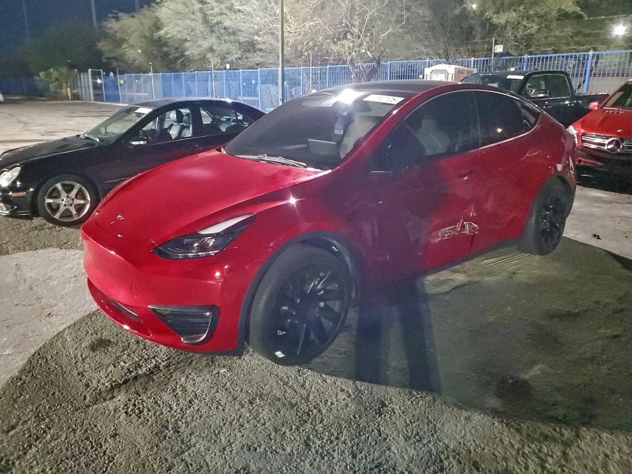 TESLA MODEL Y 2023