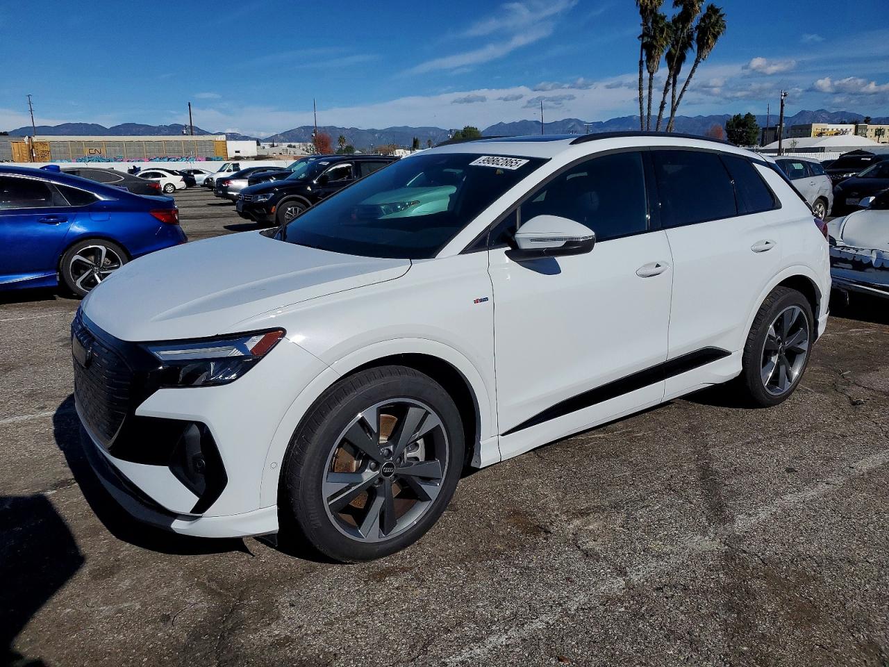 AUDI Q4 E-TRON 2024