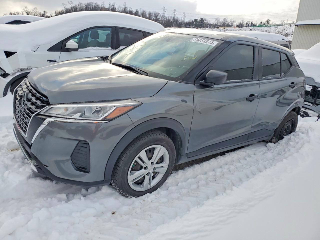 NISSAN KICKS 2021