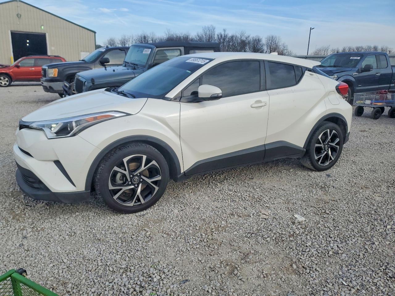 TOYOTA C-HR 2019