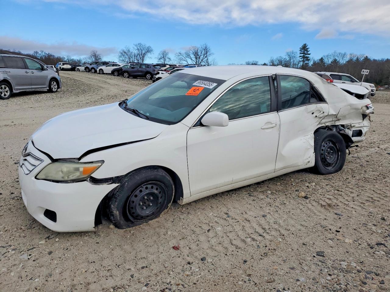 TOYOTA CAMRY 2011
