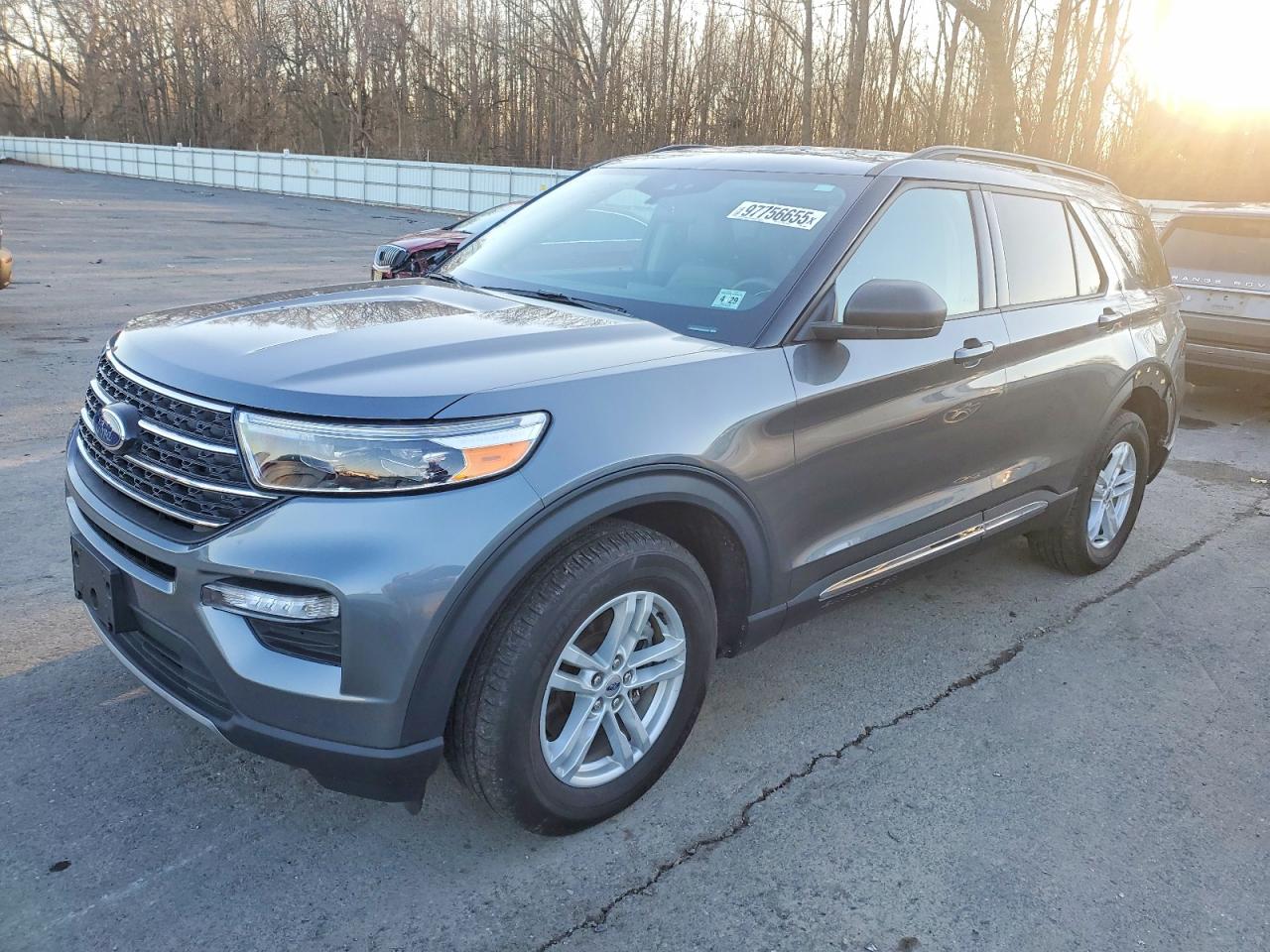 FORD EXPLORER 2024