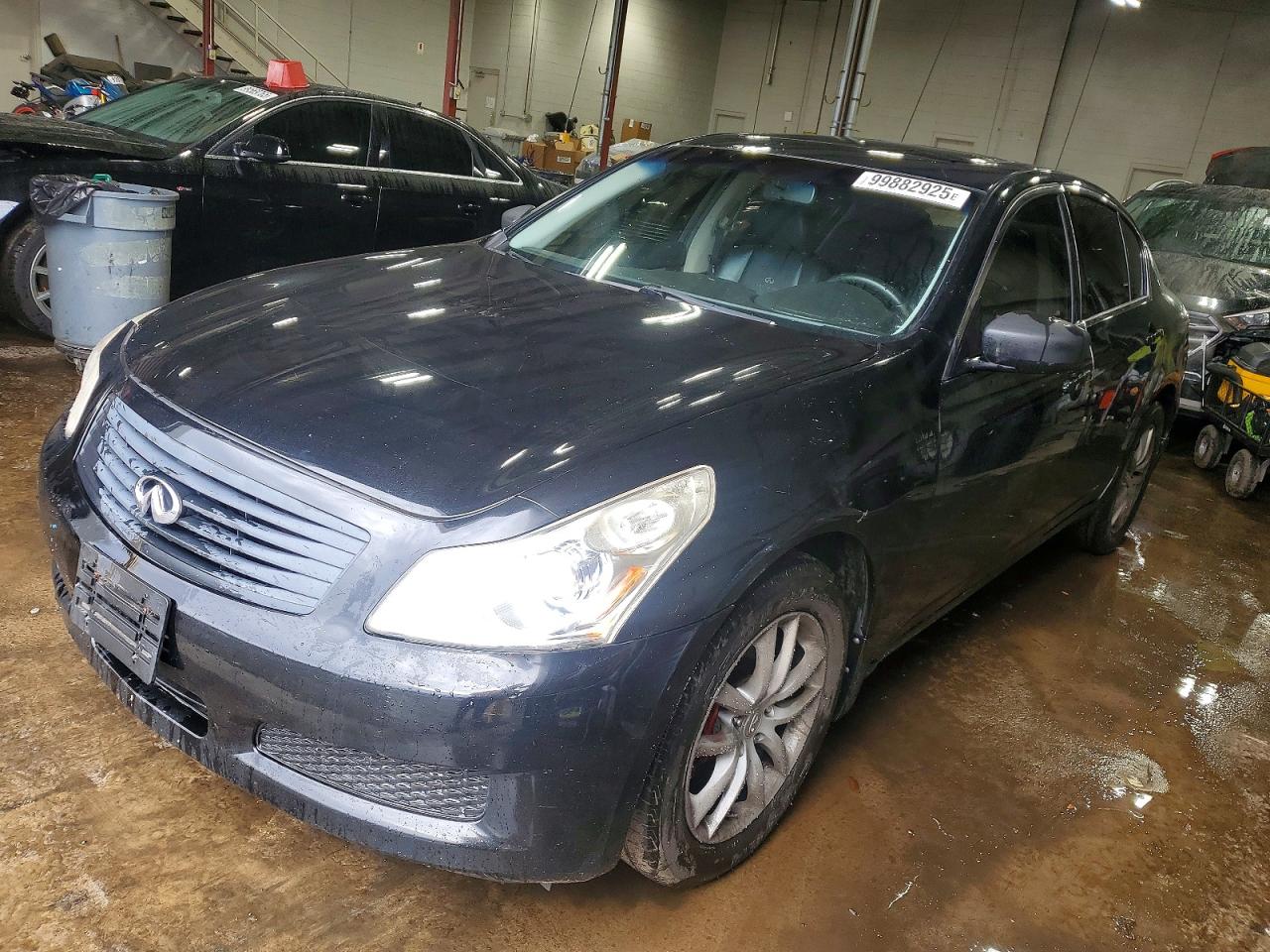 INFINITI G37 2009