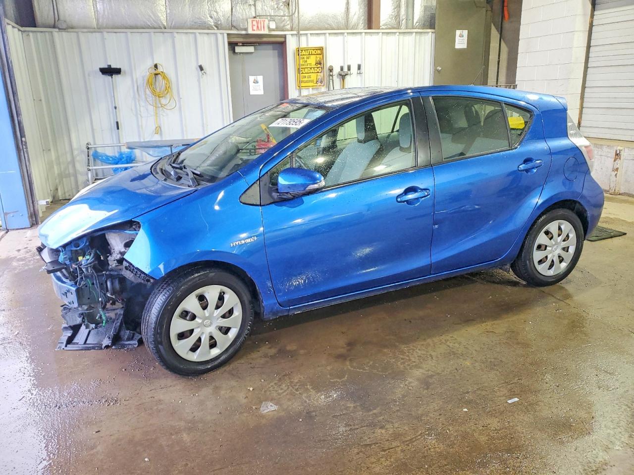 TOYOTA PRIUS C 2013