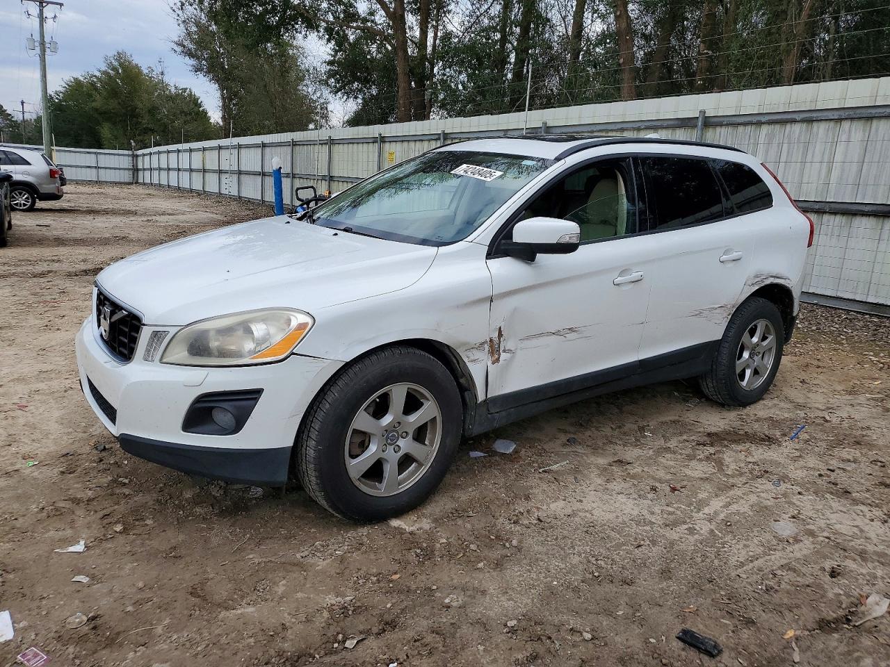 VOLVO XC60 3.2 2010